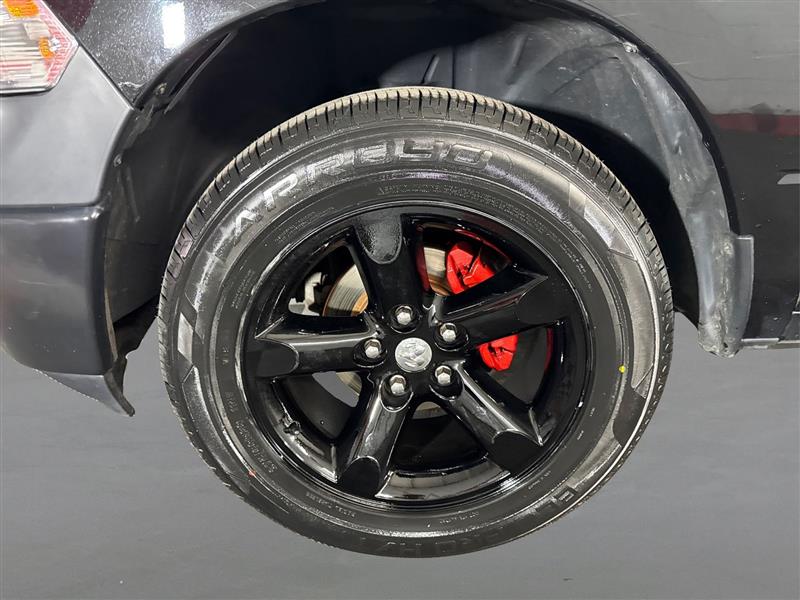 RAM 1500 Classic Tradesman Quad Cab 4WD 2021 RAM 1500 Classic Tradesman Quad Cab 4WD 2021