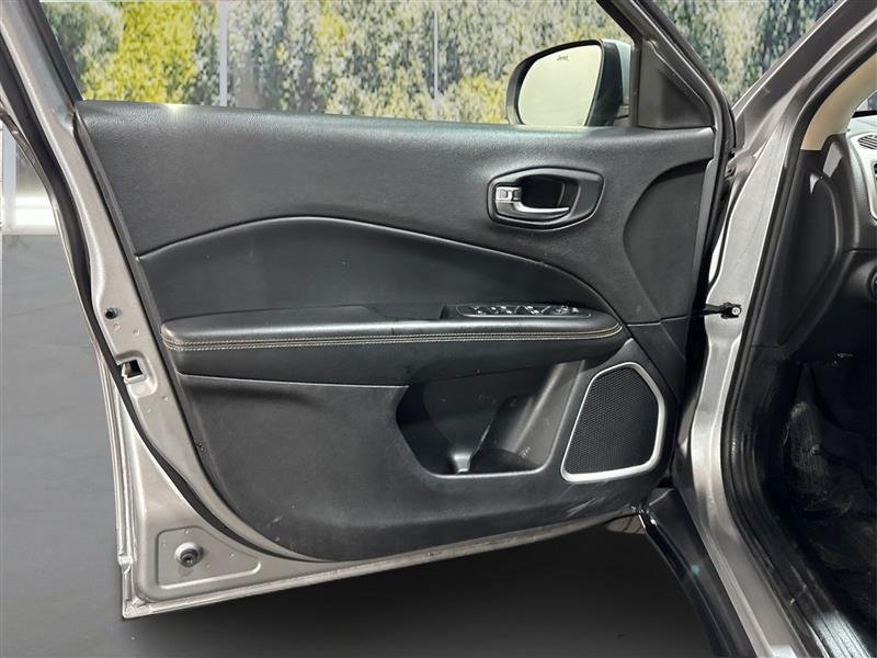 Jeep Compass Latitude 4WD 2018 Jeep Compass Latitude 4WD 2018