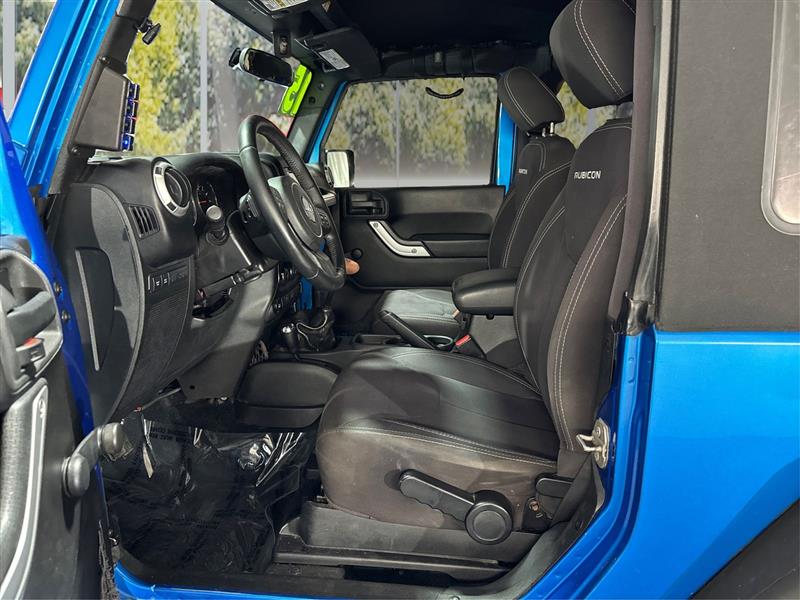 Jeep Wrangler Rubicon 4WD 2015 Jeep Wrangler Rubicon 4WD 2015