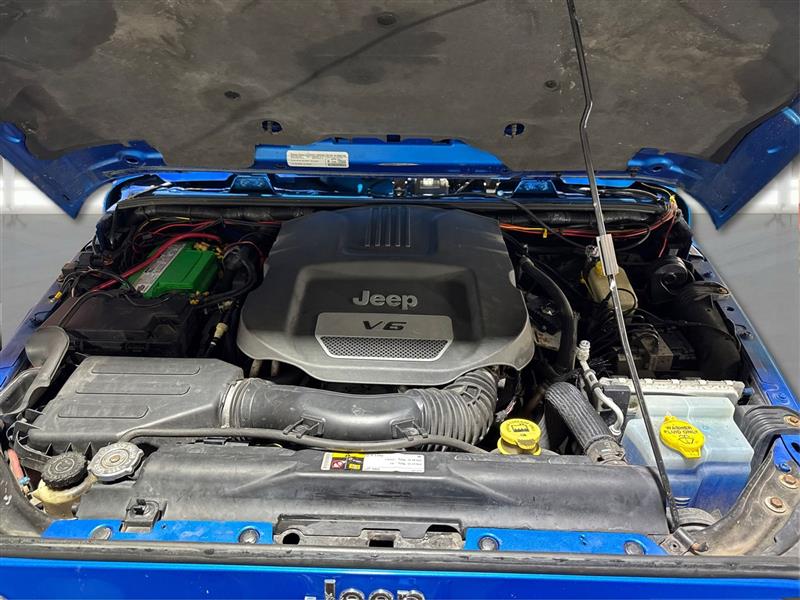 Jeep Wrangler Rubicon 4WD 2015 Jeep Wrangler Rubicon 4WD 2015