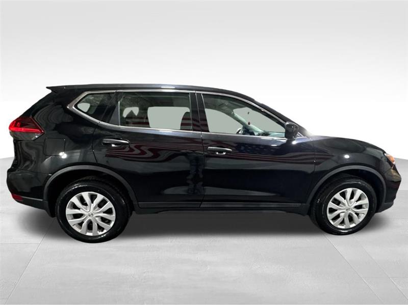 2019 Nissan Rogue S AWD photo 3