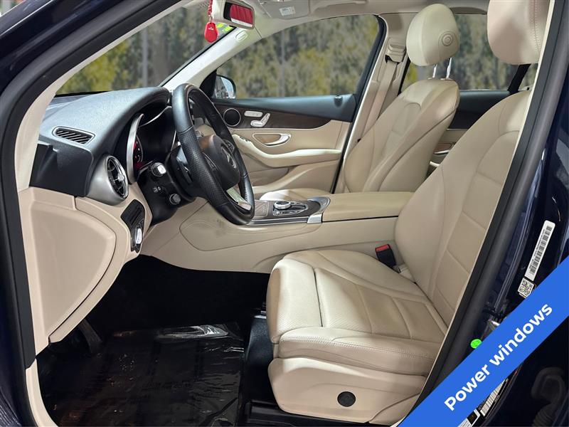 Mercedes-Benz GLC-Class GLC300 4MATIC 2019