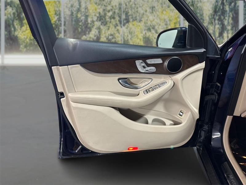 Mercedes-Benz GLC-Class GLC300 4MATIC 2019