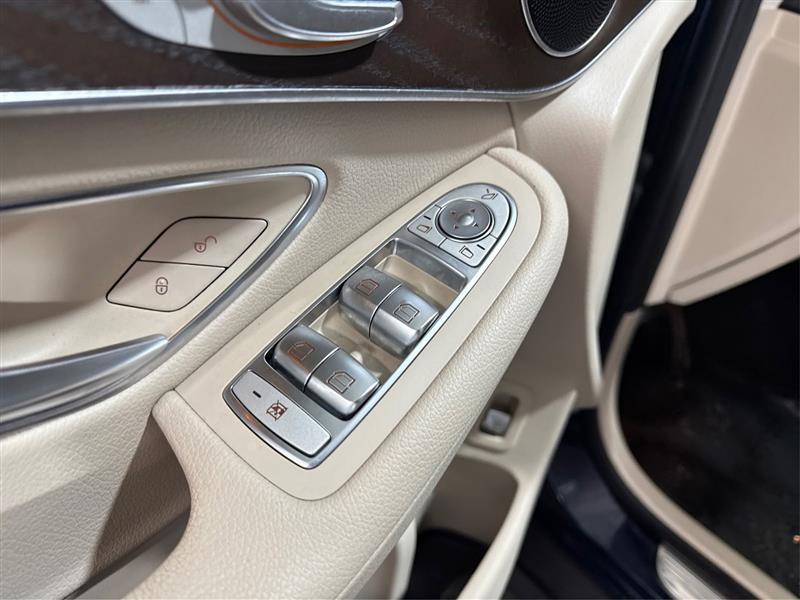 Mercedes-Benz GLC-Class GLC300 4MATIC 2019