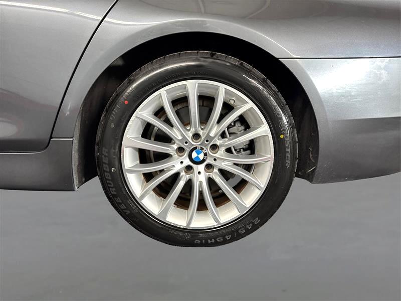 BMW 5-Series 528i 2016