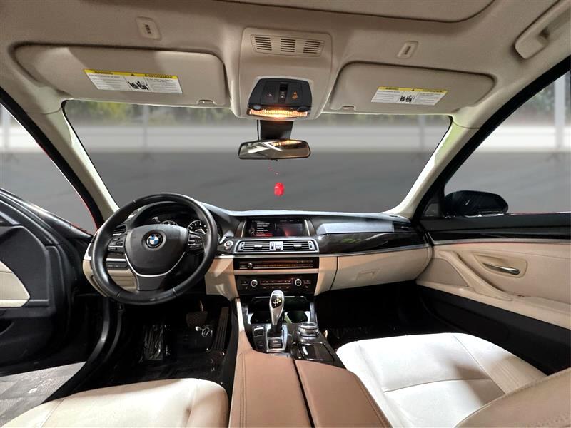 BMW 5-Series 528i 2016