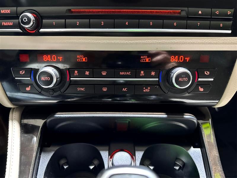 BMW 5-Series 528i 2016