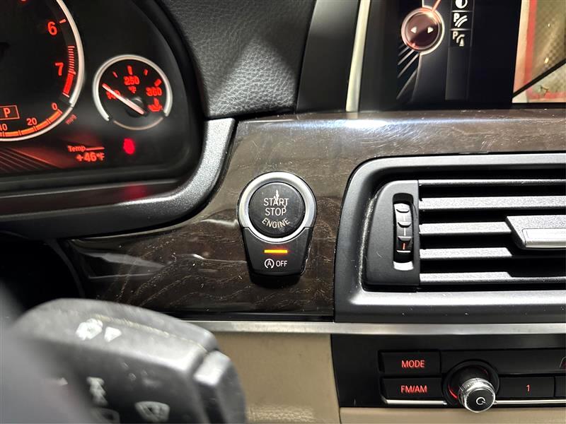 BMW 5-Series 528i 2016