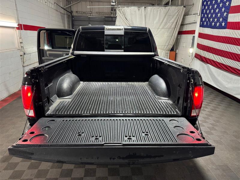 RAM 1500 SLT Crew Cab SWB 4WD 2018