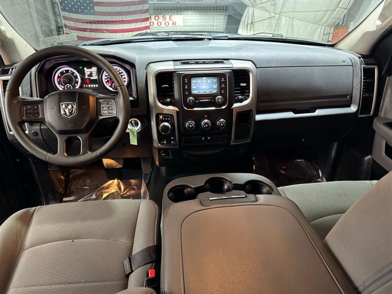 RAM 1500 SLT Crew Cab SWB 4WD 2018