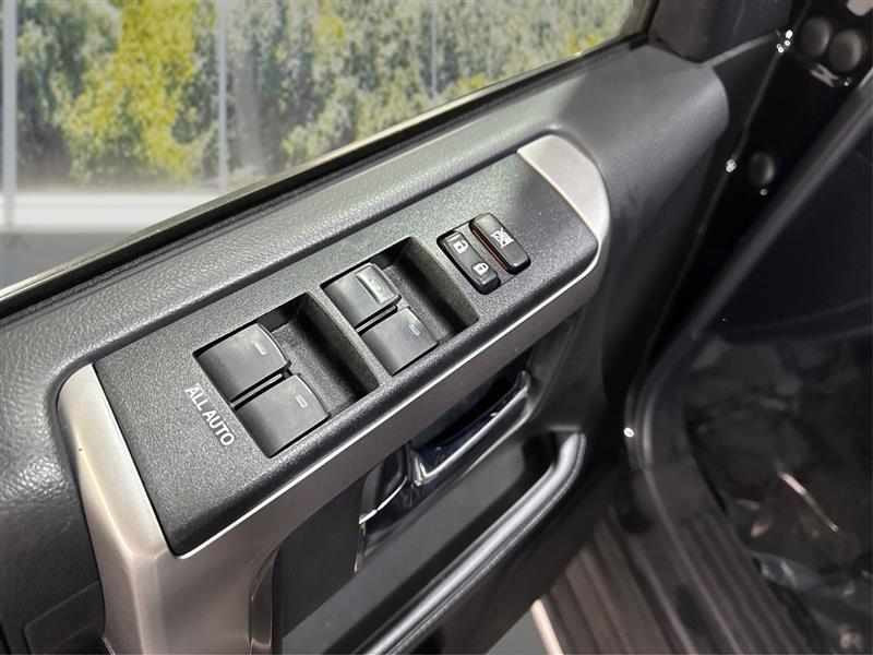 Toyota 4Runner SR5 4WD 2019