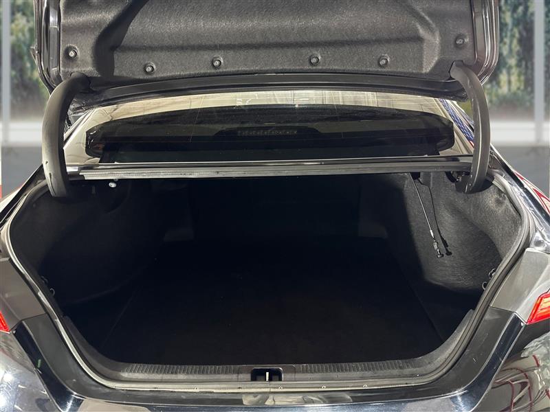 Toyota Camry SE 2024