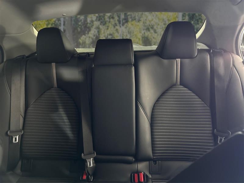 Toyota Camry SE 2024