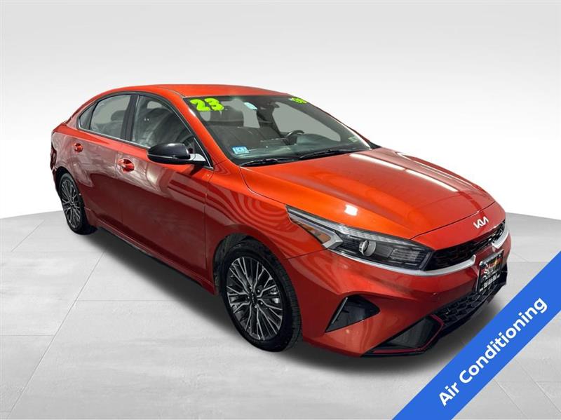 2023 Kia Forte GT-Line photo 3