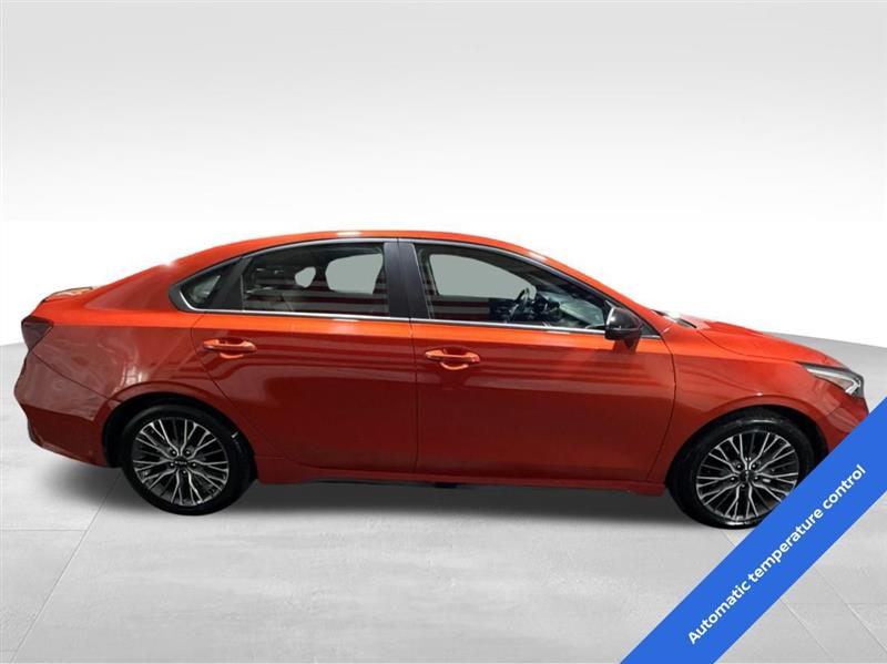 2023 Kia Forte GT-Line photo 4