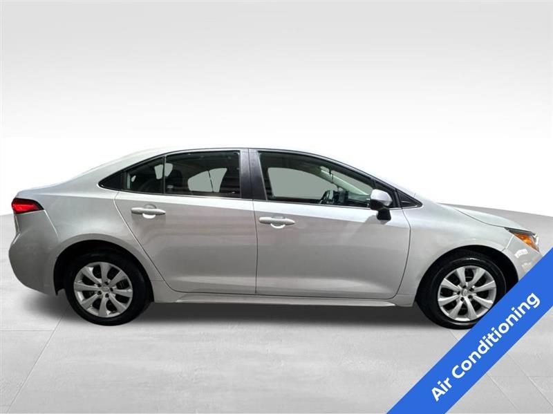 Toyota Corolla LE 2022
