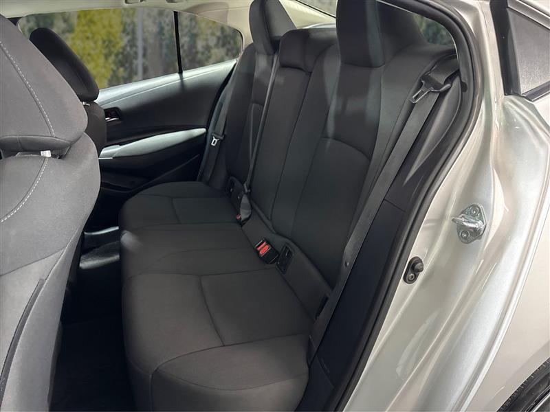 Toyota Corolla LE 2022