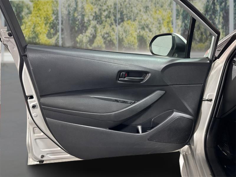 Toyota Corolla LE 2022