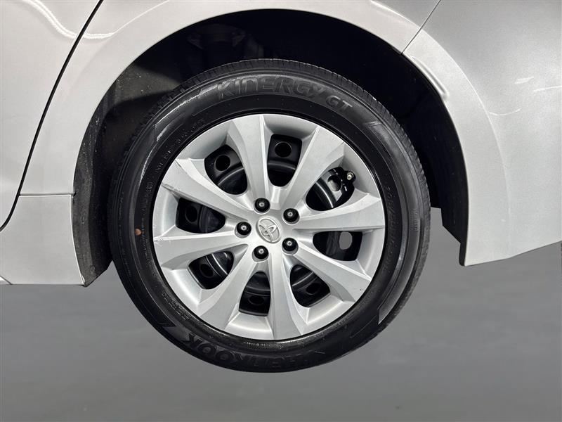 Toyota Corolla LE 2022