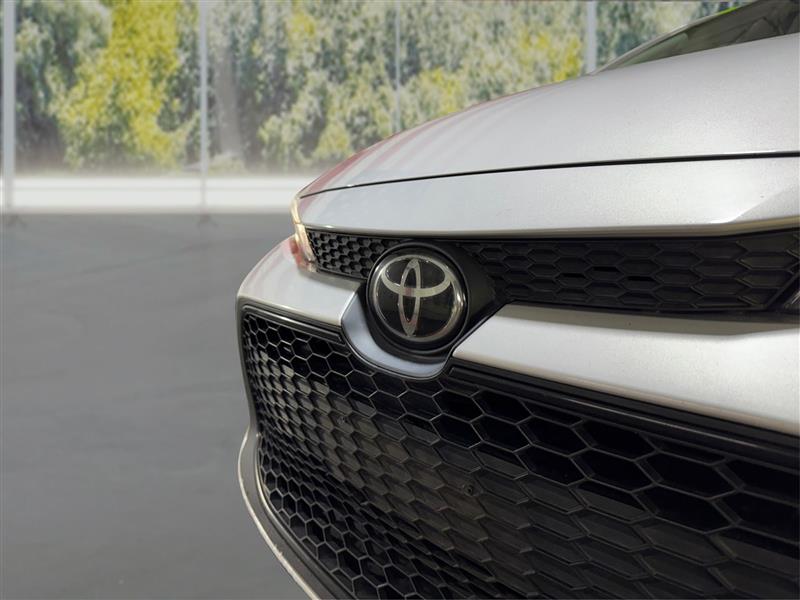 Toyota Corolla LE 2022