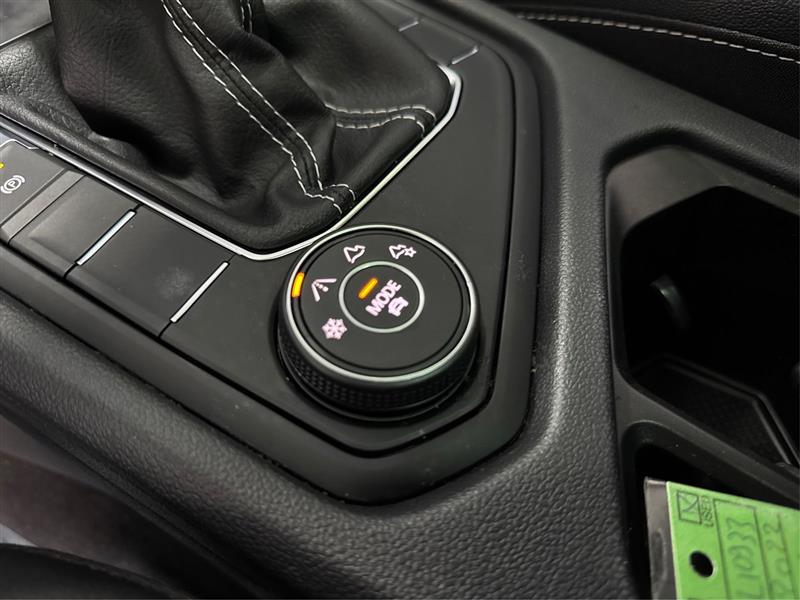 Volkswagen Taos SE 2022