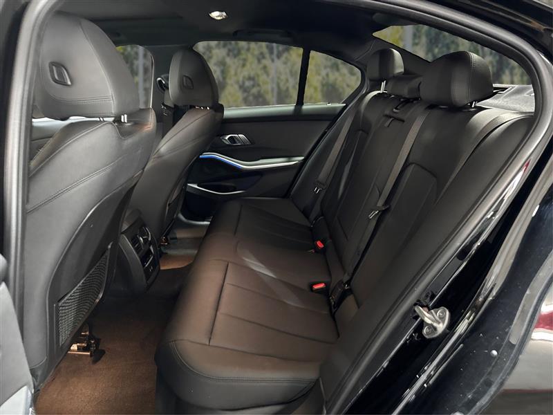 BMW 3-Series 330i xDrive 2021