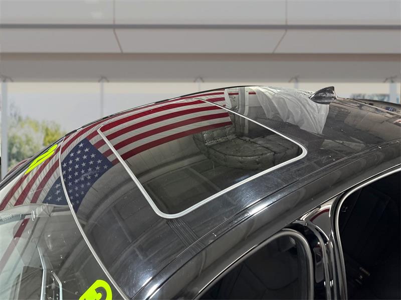 BMW 3-Series 330i xDrive 2021