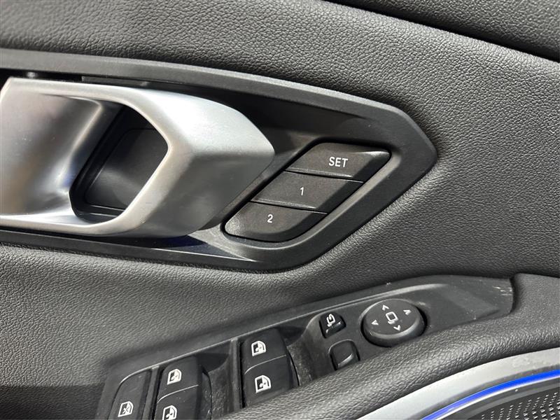 BMW 3-Series 330i xDrive 2021