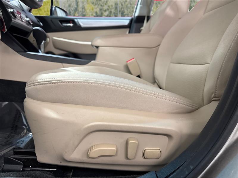 Subaru Legacy 2.5i Premium 2015