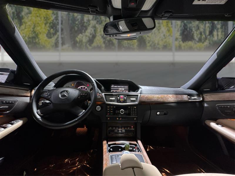 Mercedes-Benz E-Class E350 Sedan 2010