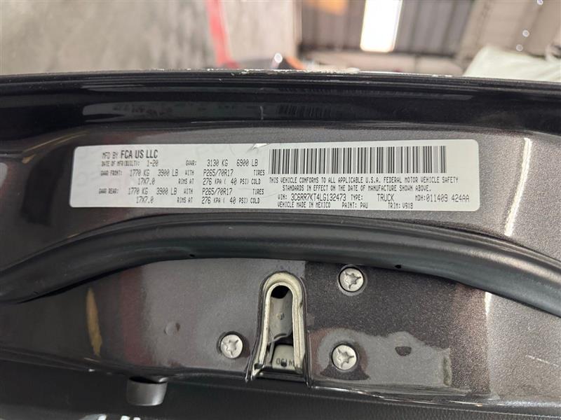 RAM 1500 Classic Tradesman Crew Cab SWB 4WD 2020