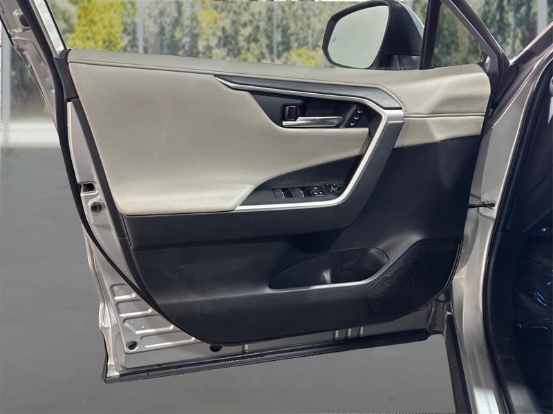 Toyota RAV4 Hybrid Limited 2020