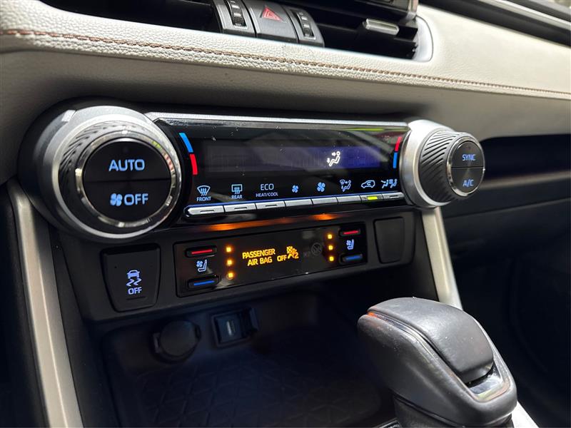 Toyota RAV4 Hybrid Limited 2020