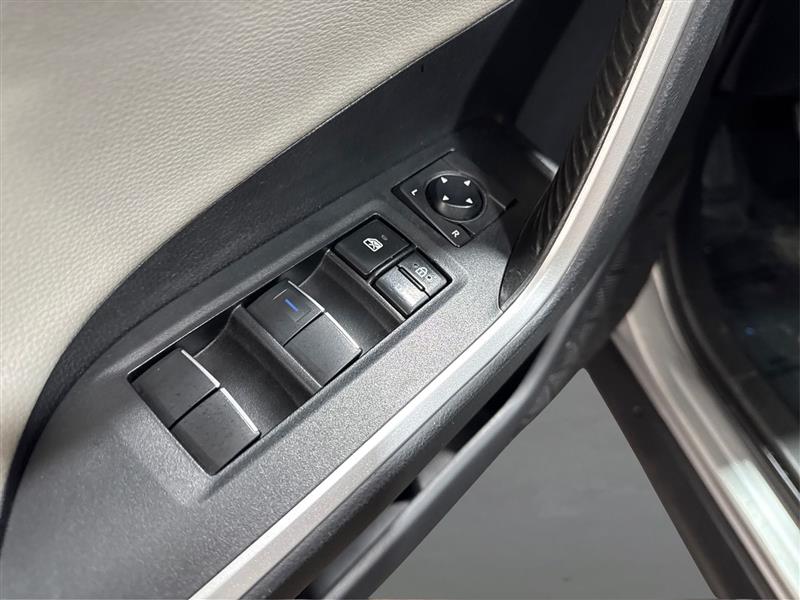 Toyota RAV4 Hybrid Limited 2020