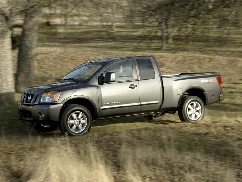 2015 Nissan Titan SV Crew Cab 4WD