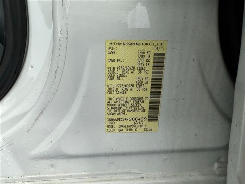 Nissan Titan SV Crew Cab 4WD 2015