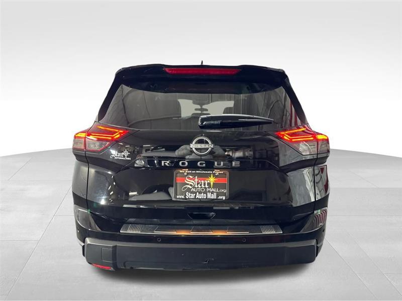 Nissan Rogue SV 2025