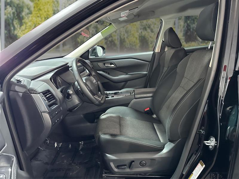 Nissan Rogue SV 2025