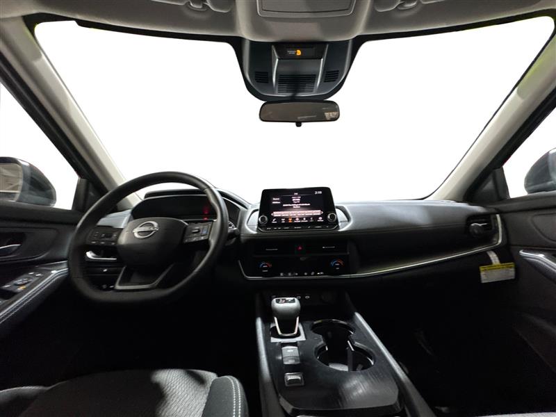 Nissan Rogue SV 2025