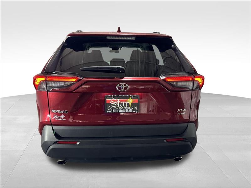 Toyota RAV4 XLE AWD 2023