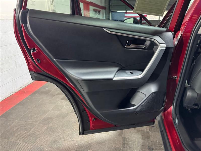Toyota RAV4 XLE AWD 2023