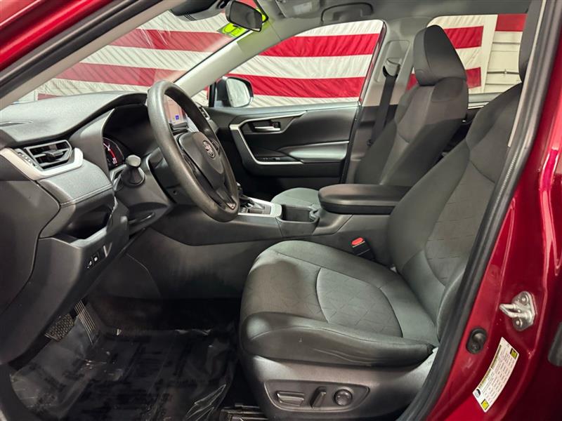 Toyota RAV4 XLE AWD 2023