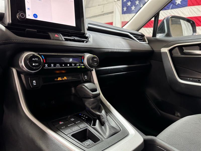 Toyota RAV4 XLE AWD 2023