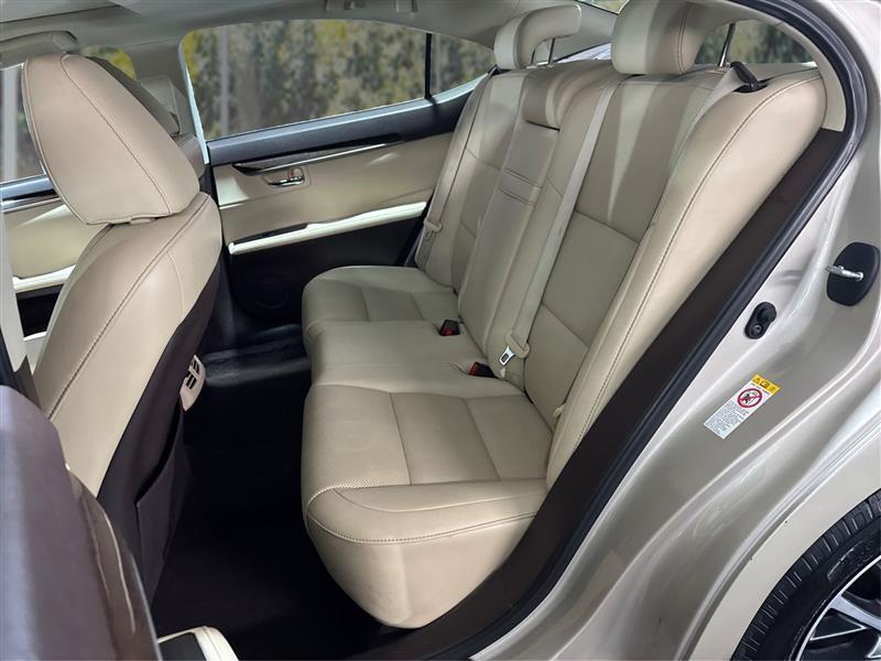 Lexus ES 350 Sedan 2017