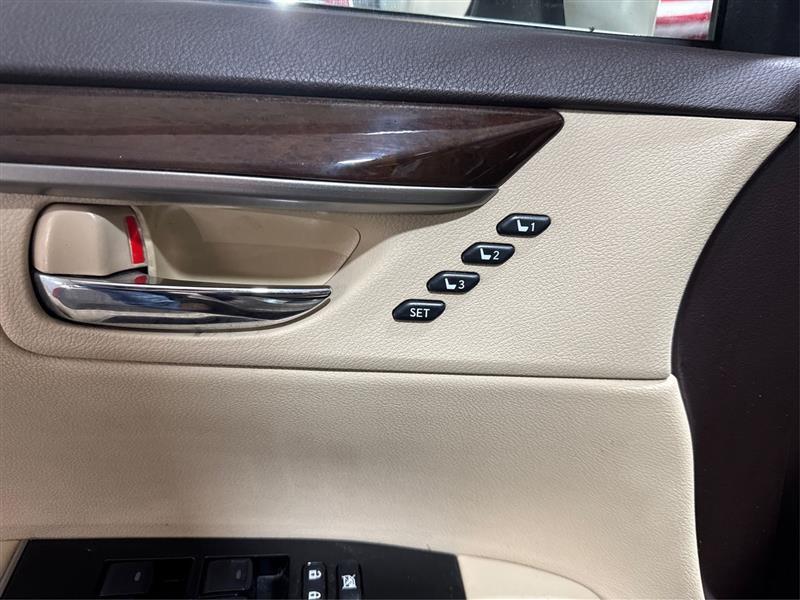 Lexus ES 350 Sedan 2017