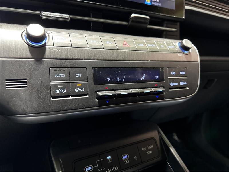 Hyundai Kona SEL AWD 2024