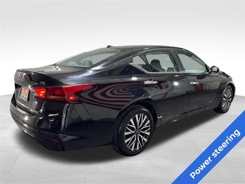 Nissan Altima 2.5 SV 2023