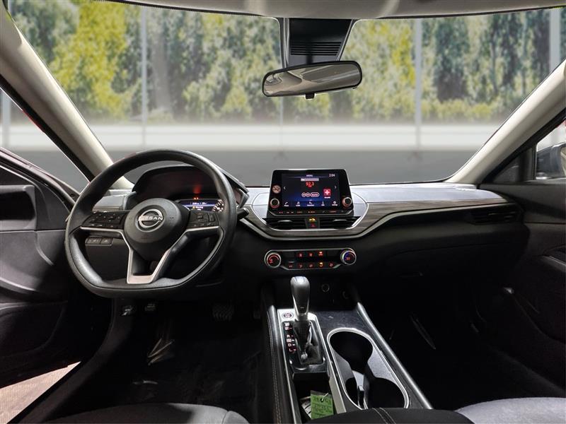 Nissan Altima 2.5 SV 2023