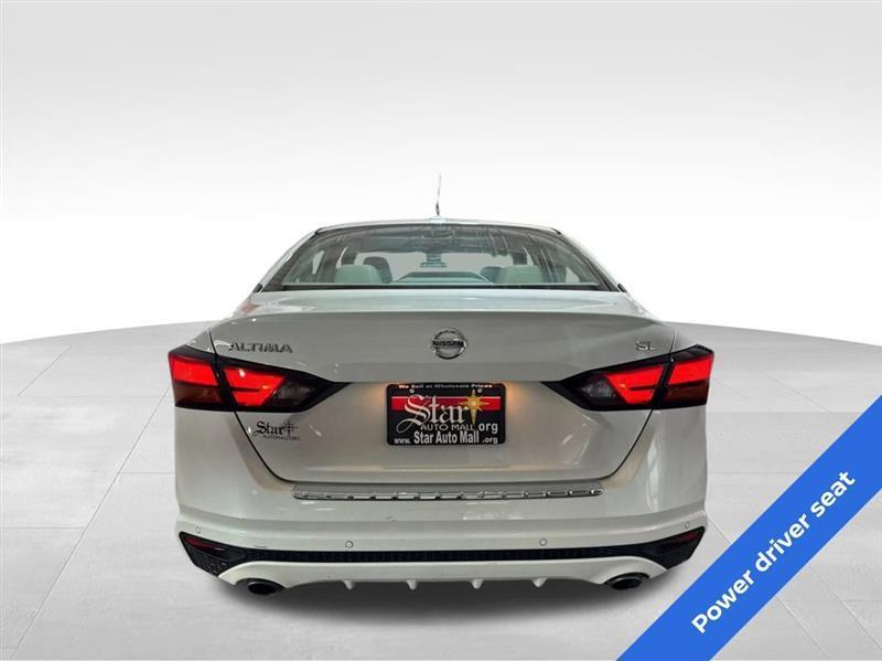 Nissan Altima 2.5 SL 2022