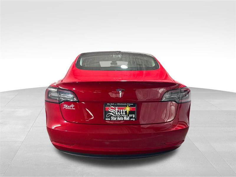 Tesla Model 3 Standard Range Plus 2022